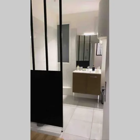 Super appartement loft avec jacuzzi privatif